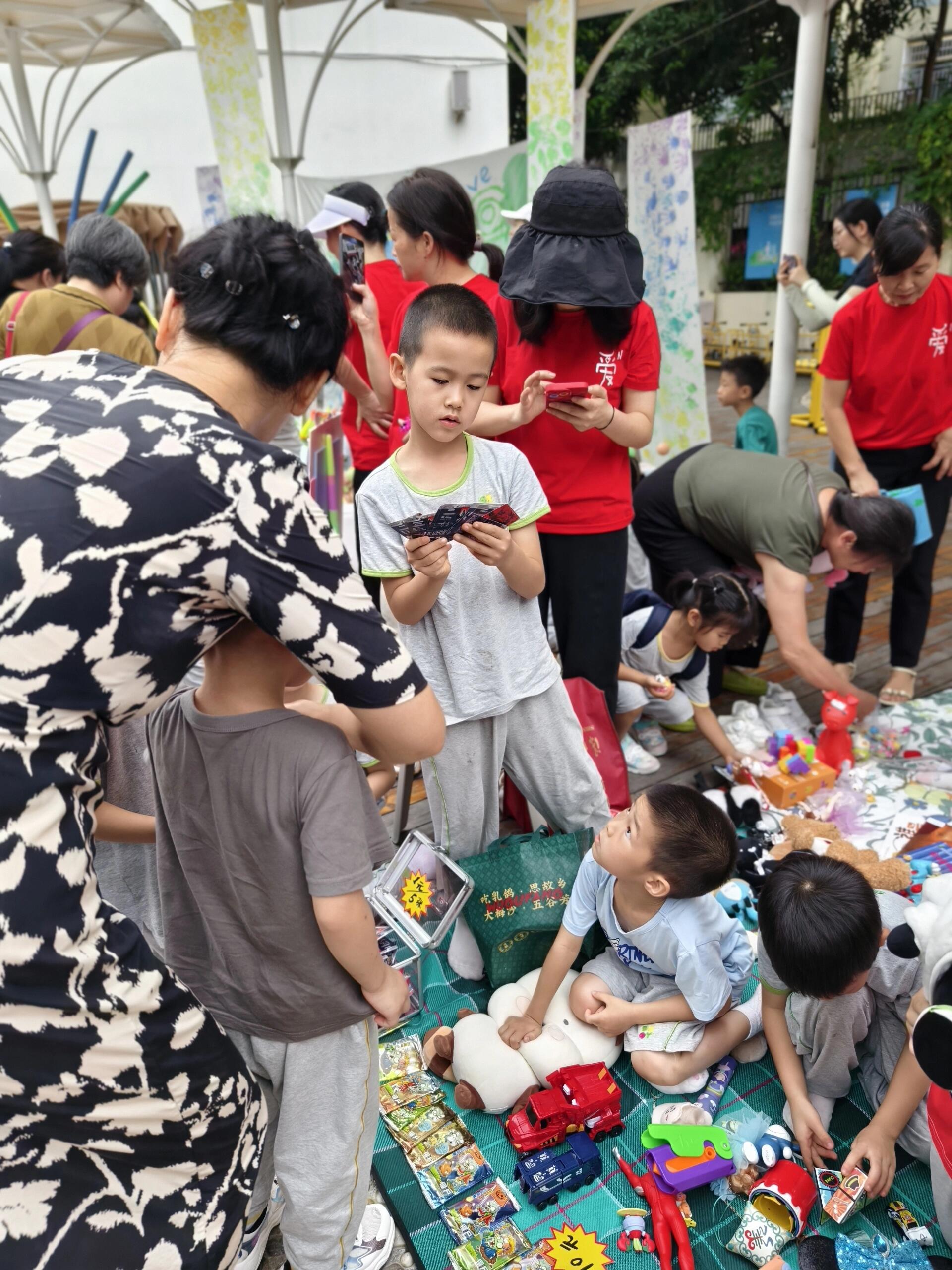 少儿市集活动摊位实景
